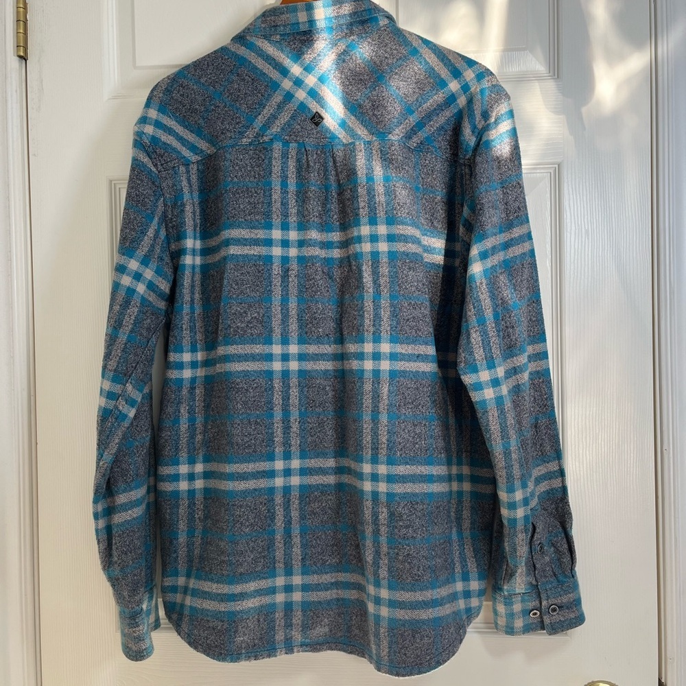 Prana Blue and Gray Textured Fabric Woodman Flannel Size Large - Picture 2 of 9